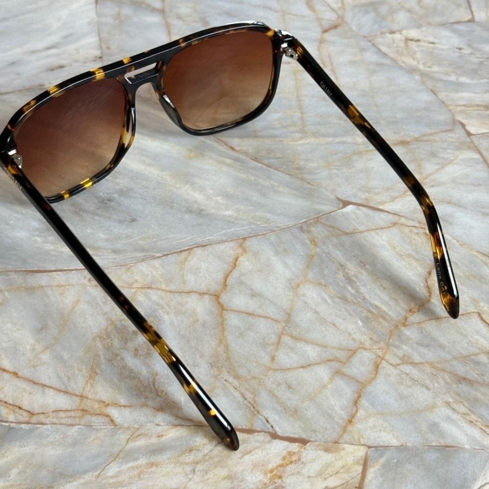 Quay Australia On The Fly Tortoise Shell Aviator Sunglasses Brown Gradient Lens - Picture 8 of 14